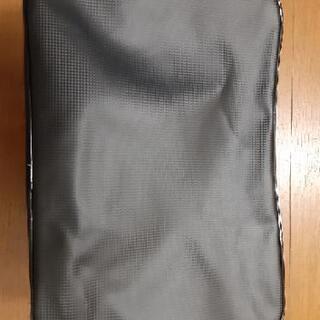 Umbro　スポーツバッグ中古　綺麗です。スポーツ　バッグ　学生の画像