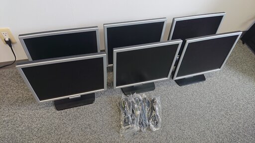 DELLモニター19インチ　6台　SE-197FPf　モニターケーブル　電源ケーブル付属