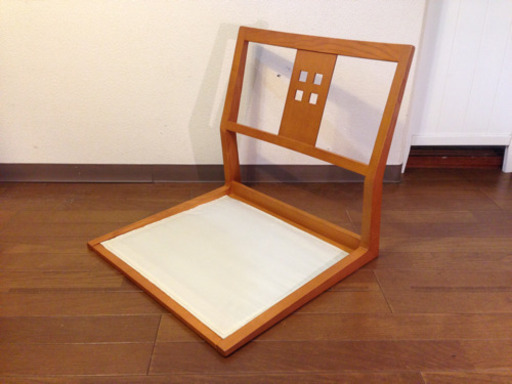 旭川家具の人気ブランドCONDE HOUSEの座イス