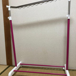 洋服かけ　取引中
