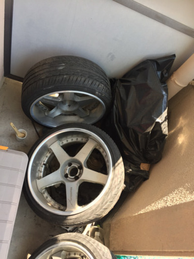 19インチ アルミホイール PCD100 4穴