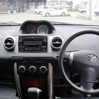トヨタ　イスト　１．５F　４WD　青森市の画像