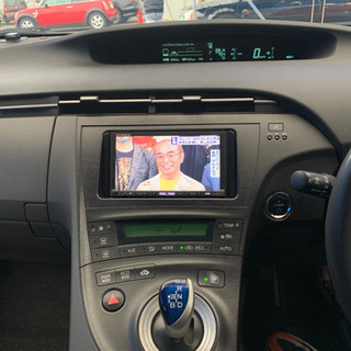 審査なし自社ローンの車屋　綺麗なプリウス　上級グレードSツーリング　車検3年6月　ナビ　テレビの画像