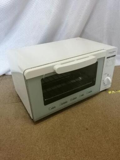 朝のトーストはもちろん、ピザやグラタンの調理まで色々使えるオーブントースターです。