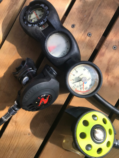 スキューバダイビング器材