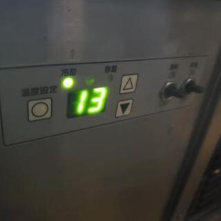 ショーケースケーキ冷蔵庫もらってください。の画像