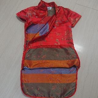 中古⭐ﾁｬｲﾅﾄﾞﾚｽ 100㎝位 ｻｲｽﾞ4 の画像
