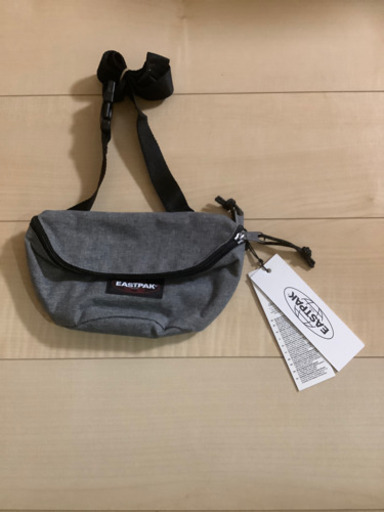 新品☆イーストパック☆ウエストポーチ？