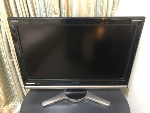 シャープ32型液晶テレビ