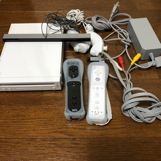 すぐに遊べるwii＋ソフト7本！！の画像