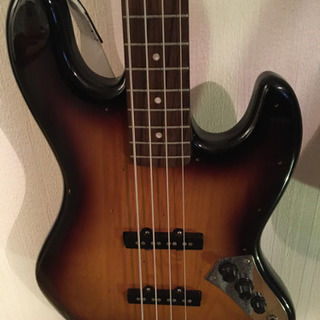 squier jazz bass スクワイアジャズベース の画像