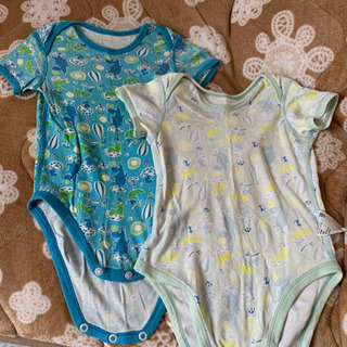 ロンパース　肌着　70