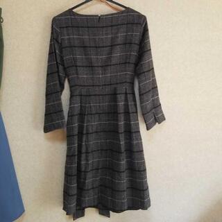 【ﾛﾍﾟﾋﾟｸﾆｯｸ】膝丈ワンピースの画像