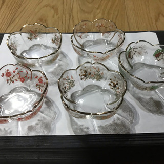 【値下げしました】【新品】光琳絵グラスと小鉢の画像
