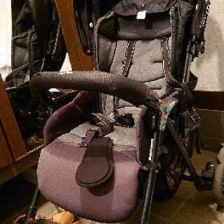 アップリカ ベビーカーの画像