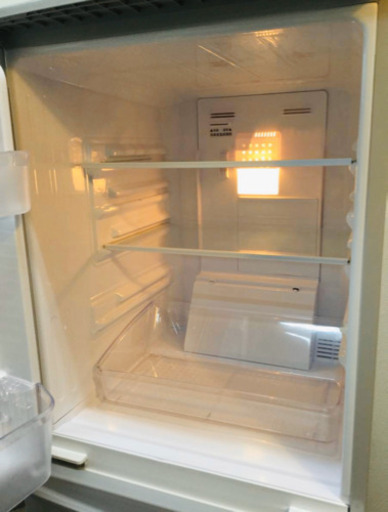 ?配送無料?当日配送‼️ シャープ　冷蔵庫　138L ? つけかえどっちもドア?