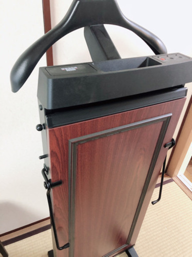 Corby ズボンプレッサー マホガニー 4400JTBMG