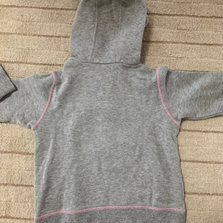 メゾピアノ　トレーナー　120センチ　女の子の画像