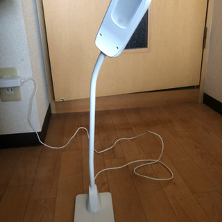 LED デスクスタンド　差し上げますーの画像