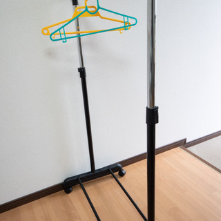 ハンガーラック　の画像