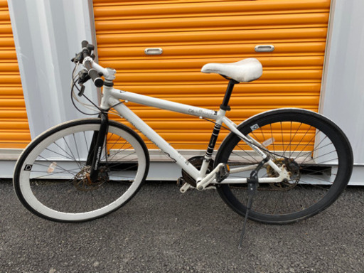 ★超特価★オシャレなクロスバイクが新車の半額！ 中古自転車　藤沢