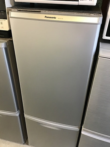 【送料無料・設置無料サービス有り】冷蔵庫 Panasonic NR-B177W-S 中古