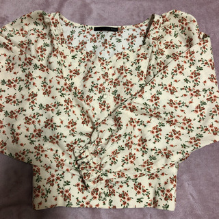 Heather ふんわり袖 小花柄トップス