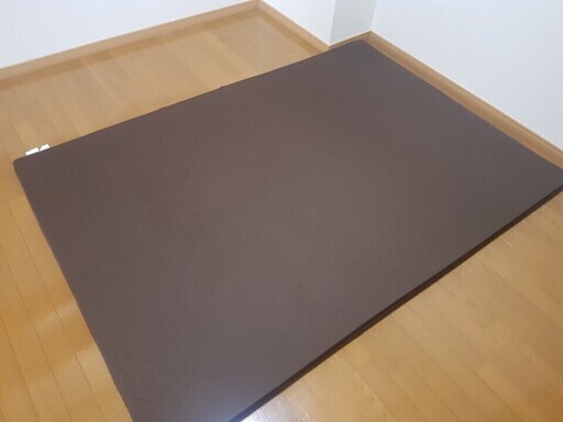 ダブルサイズのマットレスです。