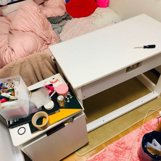 女の子学習机 白にピンク 椅子付き