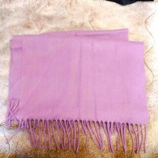 4月末までの出品！ラベンダー色のマフラー