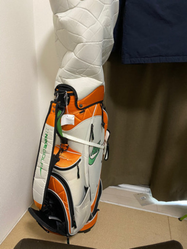 ナイキのキャディバック