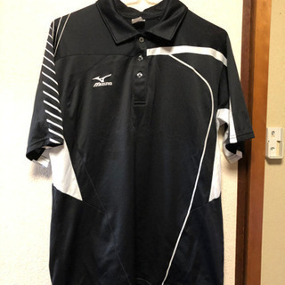 メンズテニスウエアLサイズ2つ(中古)の画像