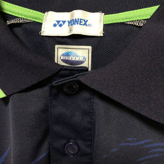 メンズテニスウエアLサイズ2つ(中古)の画像