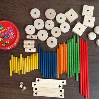 仏 Villac社 木製知育ブロックの画像