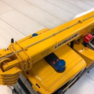 クレーン車　（bruder ドイツ製）の画像
