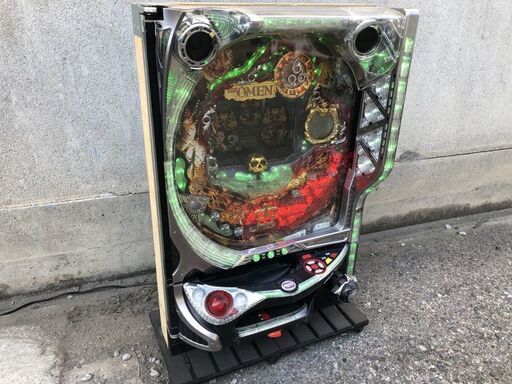 ★ パチンコ実機 ★ デジパチ CRオーメンFPWZ [1/99][ST][ライト] ◆ 家庭用電源OK 循環加工 ドアキー/ボリューム/玉付 営業所止