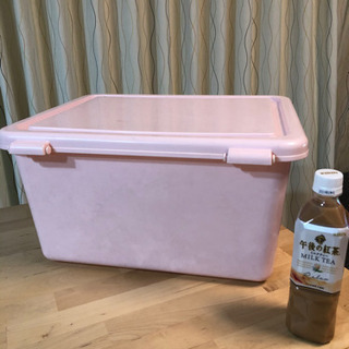 【取引完了】キティのプラスチックケースの画像