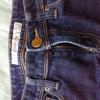 【美品】ユニクロ デニム スキニー ジーンズ  25 Sの画像