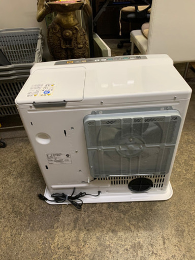 2020年2月購入 コロナ 石油ファンヒーター FH-VX6719BY-W 木造17畳/コンクリート24畳まで
