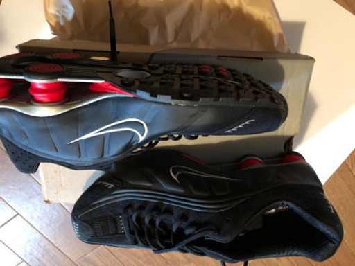 【緊急値下げ】8900→5900【新品未使用】NIKE SHOX