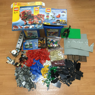 レゴブロック　青いバケツ2種類と恐竜、タンクローリー他