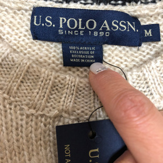 men'sセーターの画像