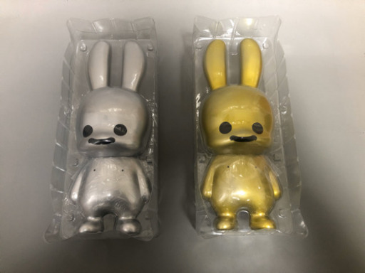 CUNEソフビ　XXLゴールド、シルバー2体　cuneフィギュア　新品未使用