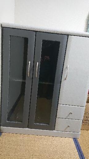 食器棚
