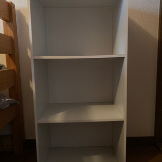 白のカラーボックス