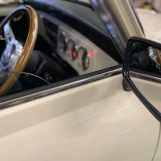 ローバーMINI ポールスミス(1998年4月)限定車