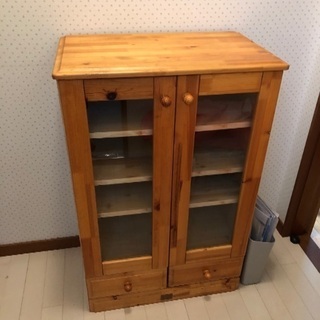 食器棚　カントリー調