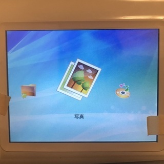 8型タッチパネル液晶搭載のデジタルフォトフレーム