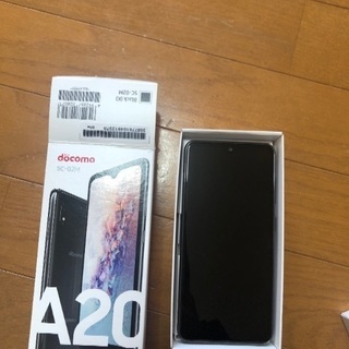 docomo携帯、新品に近い