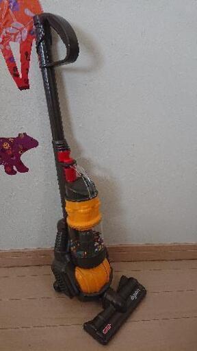 dysonおもちゃ掃除機